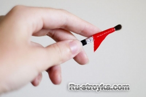 Защита ручки кисти от краски. Защита ручки кисти от краски.