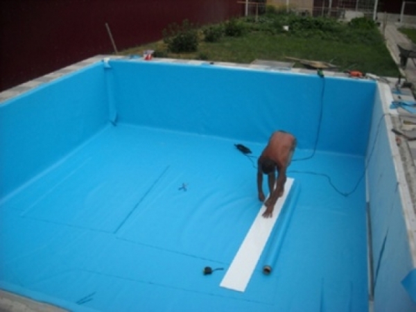 Как построить бассейн на даче своими руками Как построить бассейн на даче своими руками