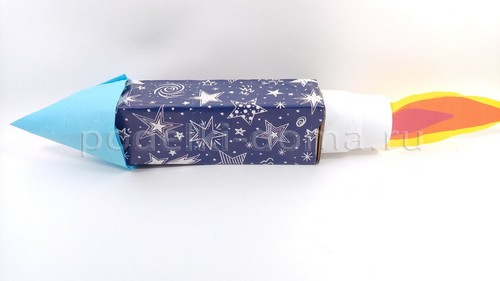 Ещё 2 ракеты &mdash; поделки из подручного материала