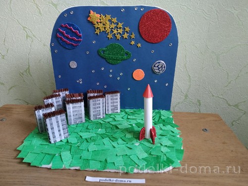 Ещё 2 ракеты &mdash; поделки из подручного материала