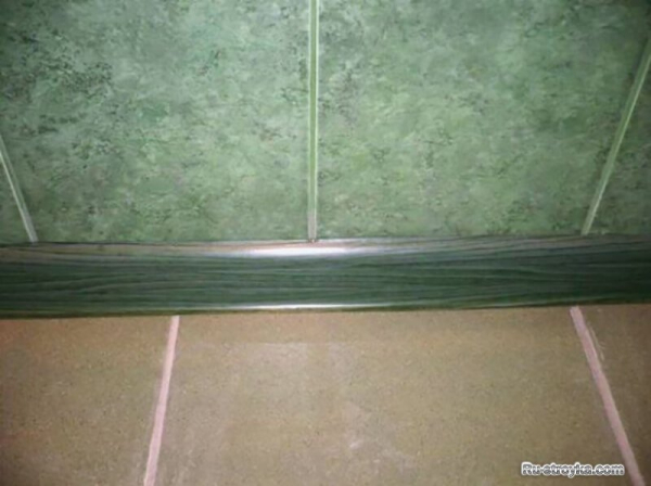 Как выбрать плинтуса для напольной плитки Как выбрать плинтуса для напольной плитки