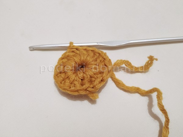 Берет, вязаный крючком