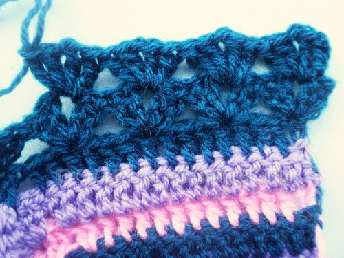 Кофточка для малышки, вязаная крючком