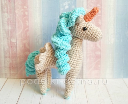 Милый вязаный утёнок Милый вязаный утёнок