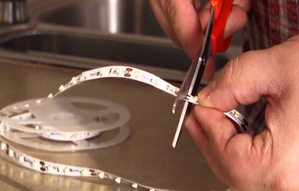 Как правильно паять светодиодную ленту: инструкция, правила, ошибки Как правильно паять светодиодную ленту: инструкция, правила, ошибки