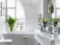 Оттенки белого в интерьере ванной комнаты