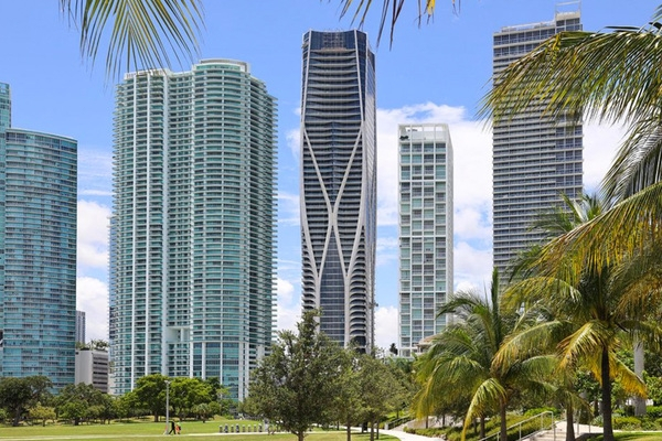 В США достроили последний проект Захи Хадид В США достроили последний проект Захи Хадид