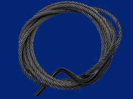 Как прочистить унитаз тросом: выбор инструмента и инструктаж по его применению