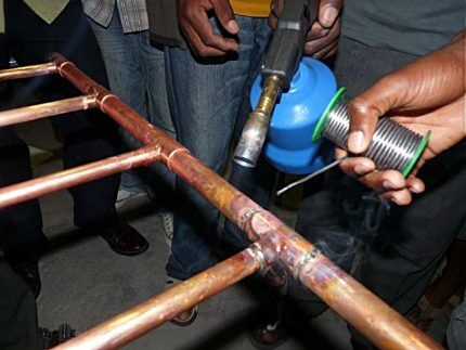 Припой для пайки меди: виды припоя и их характеристики + советы по выбору Припой для пайки меди: виды припоя и их характеристики + советы по выбору