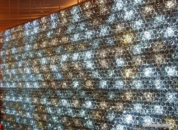 Строительство из пластиковых бутылок.