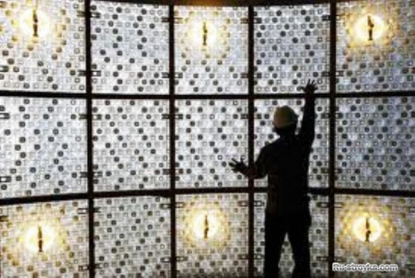 Строительство из пластиковых бутылок.