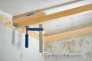 Ванная комната &ndash; потолок из ЦСП