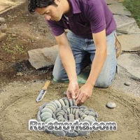 Как сделать мозаику в садовых дорожках. Как сделать мозаику в садовых дорожках.