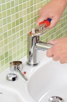 Замена картриджа в смесителе Замена картриджа в смесителе