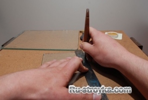 Как отрезать стекло. Как отрезать стекло.