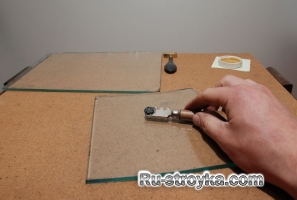 Как отрезать стекло. Как отрезать стекло.