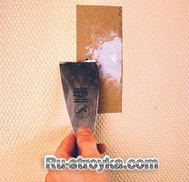 Как отремонтировать обои под покраску.