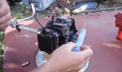 Почему не заводится триммер: причины неисправности и способы их устранить Почему не заводится триммер: причины неисправности и способы их устранить